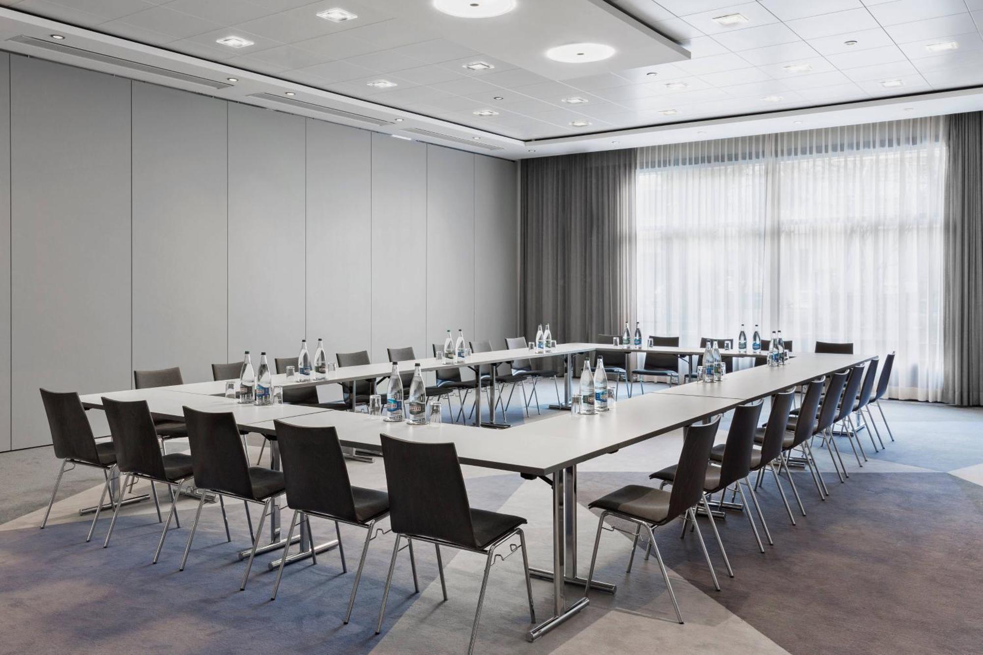 Hotel Courtyard By Marriott Nord