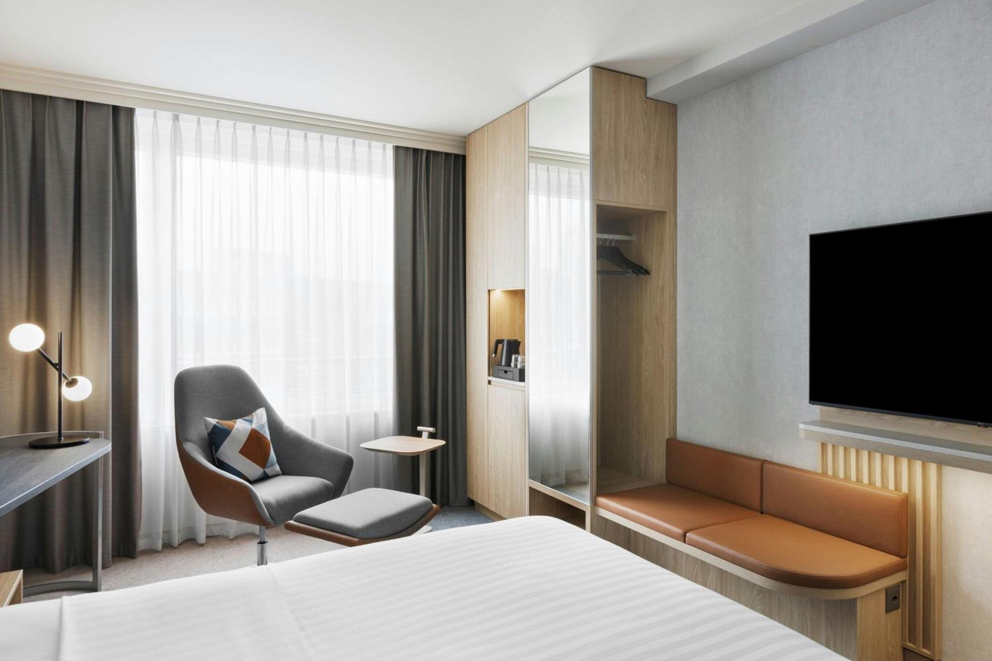 Courtyard By Marriott Nord Hotel