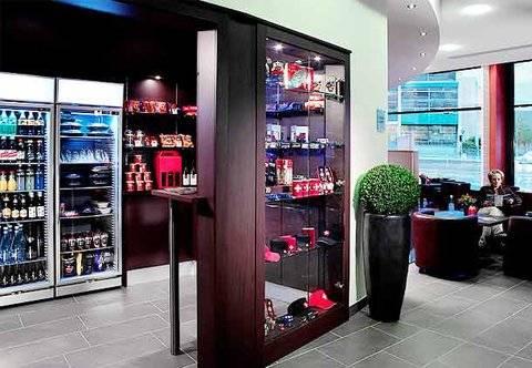 Hotel Courtyard By Marriott Nord 4*